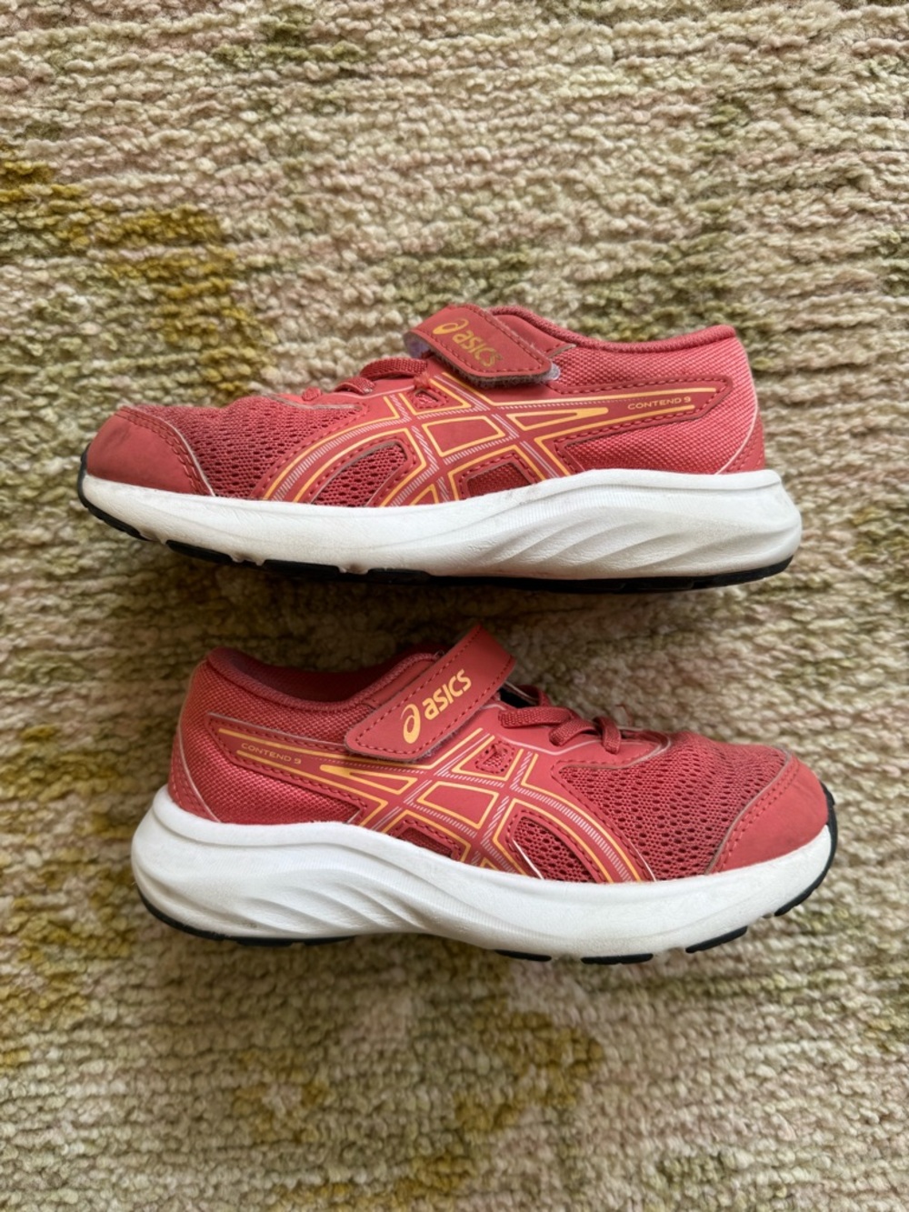 ASICS - Picture 8 of 10